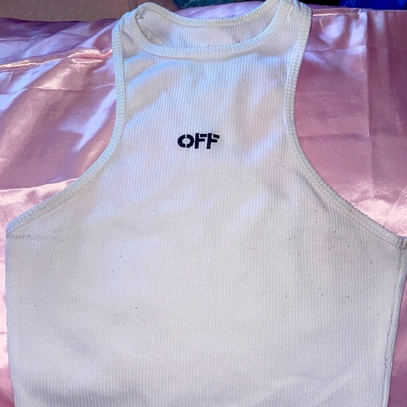 *SOLD ON FB* OFF-WHITE CROPPED WHITE TANK - Picture 5 of 6